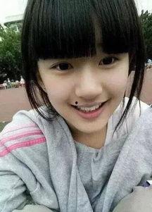 梦见自己给网红照相片,揭秘梦中为网红拍照的奇幻之旅