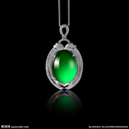 翡翠看料射灯图片大全,揭秘翡翠原石的魅力