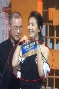 明星的超级尴尬瞬间,尴尬瞬间成笑料焦点