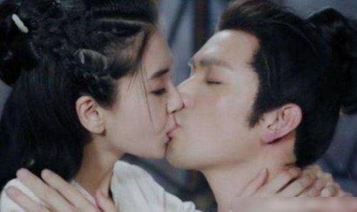 杨颖明星吻戏,浪漫演绎，情感升温
