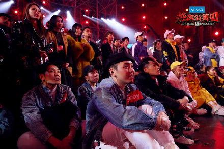 明星导师黄潇,明星导师的星光之路与音乐梦想