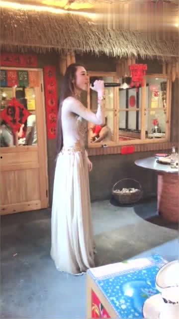 网红歌舞大岑儿,网红歌舞新风尚，引领潮流的青春偶像