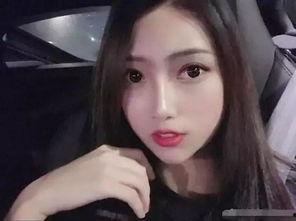 年轻女网红照片曝光,年轻女网红引发网友热议！”